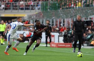 Milan-Lecce: Rafael Leao e Alexis Blin (Photo Credit: Agenzia Fotogramma)