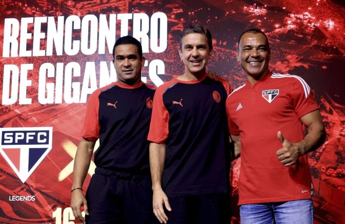 Giants Reunion: Serginho, Alessandro Costacurta, Cafu (Photo via AC Milan)