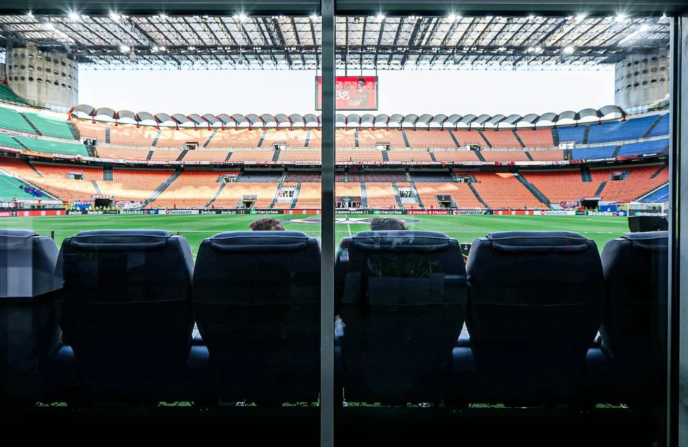 Milan: Club 1899 Front Row Experience a San Siro (Photo via AC Milan)