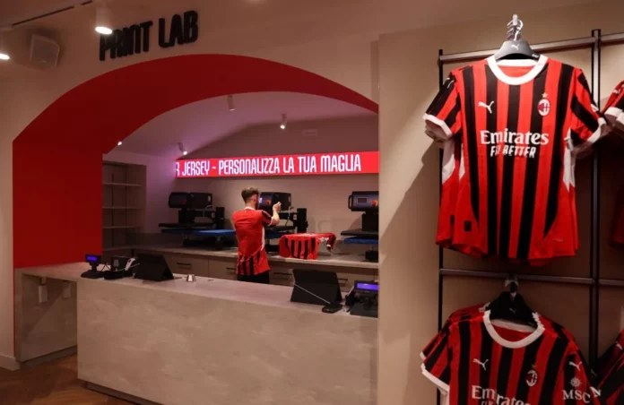 Il nuovo Milan Store in via Dante (Photo via AC Milan)