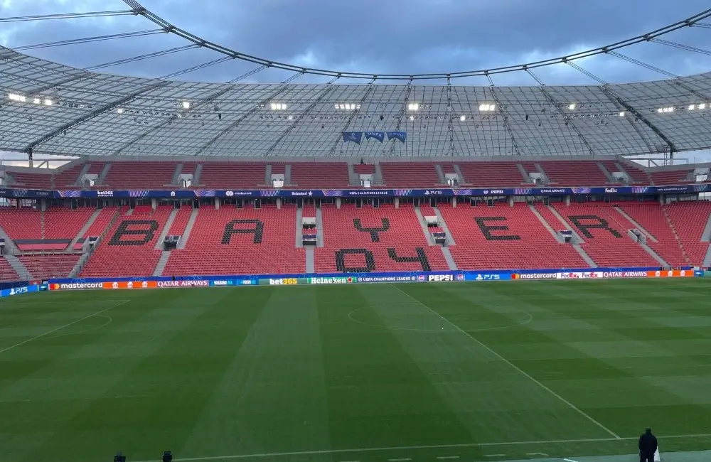 BayArena, Bayer Leverkusen - MilanPress, robe dell'altro diavolo