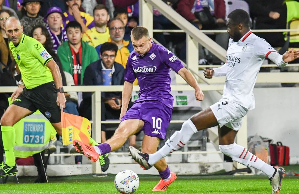 Fiorentina-Milan: Albert Gudmundsson, Fikayo Tomori (Photo Credit: Agenzia Fotogramma)