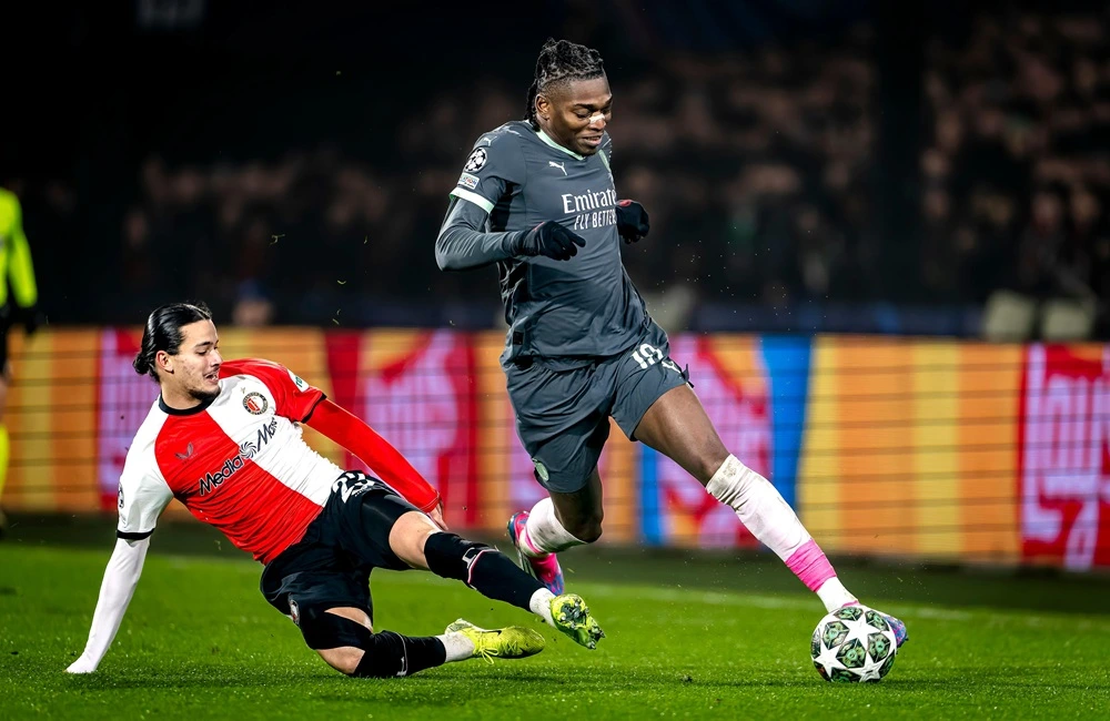 Feyenoord-Milan: Rafael Leao, Anis Hadj Moussa (Photo Credit: IPA Agency)